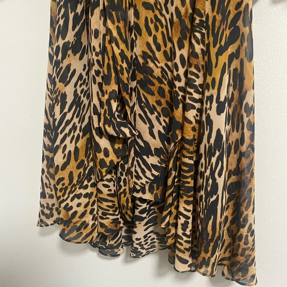 Tahari ASL Long Sleeve Surplice Leopard Print Dress with Tie Waist Size 8 - Picture 6 of 9